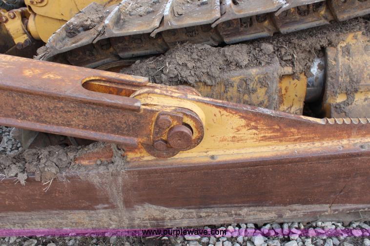 image for item K8839 2001 Caterpillar D8R Series II dozer