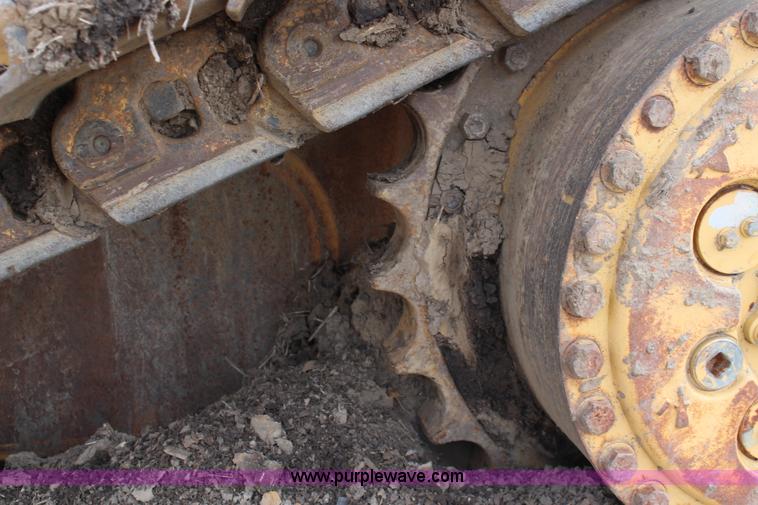 image for item K8839 2001 Caterpillar D8R Series II dozer