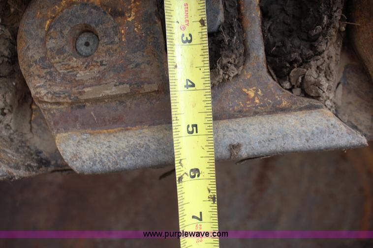 image for item K8839 2001 Caterpillar D8R Series II dozer