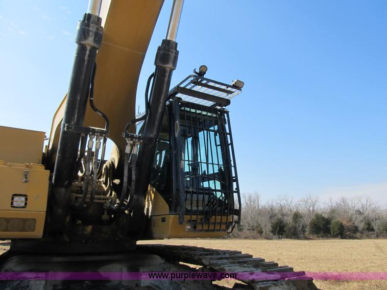 image for item K8841 2009 Caterpillar 385C L excavator