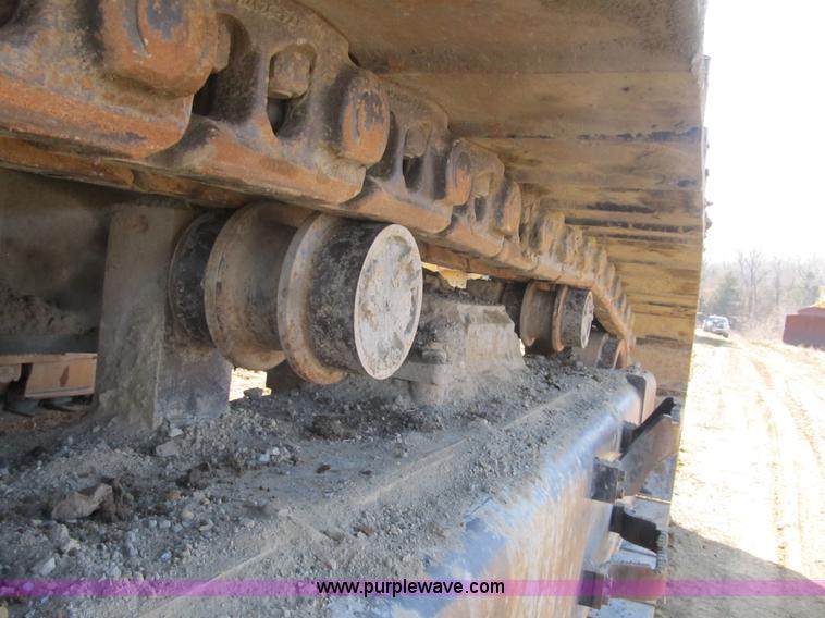 image for item K8841 2009 Caterpillar 385C L excavator