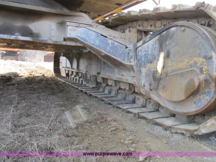 image for item K8841 2009 Caterpillar 385C L excavator