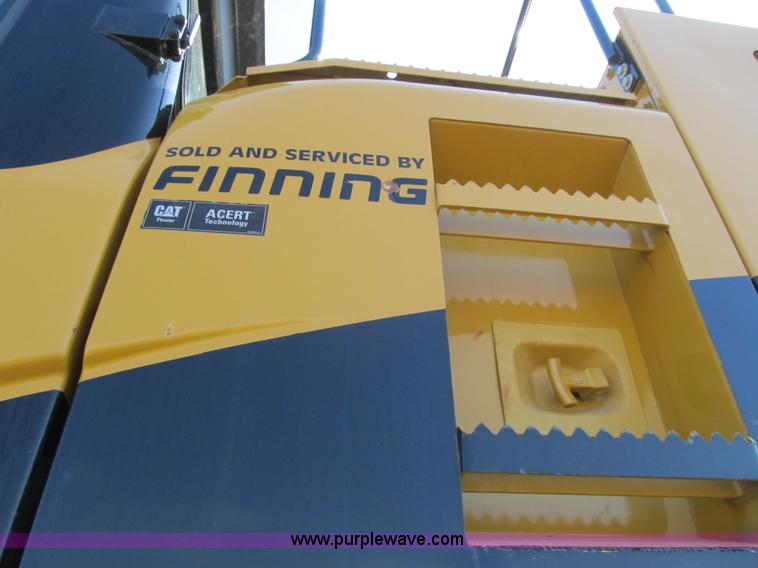 image for item K8841 2009 Caterpillar 385C L excavator