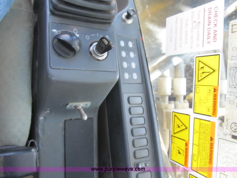 image for item K8841 2009 Caterpillar 385C L excavator
