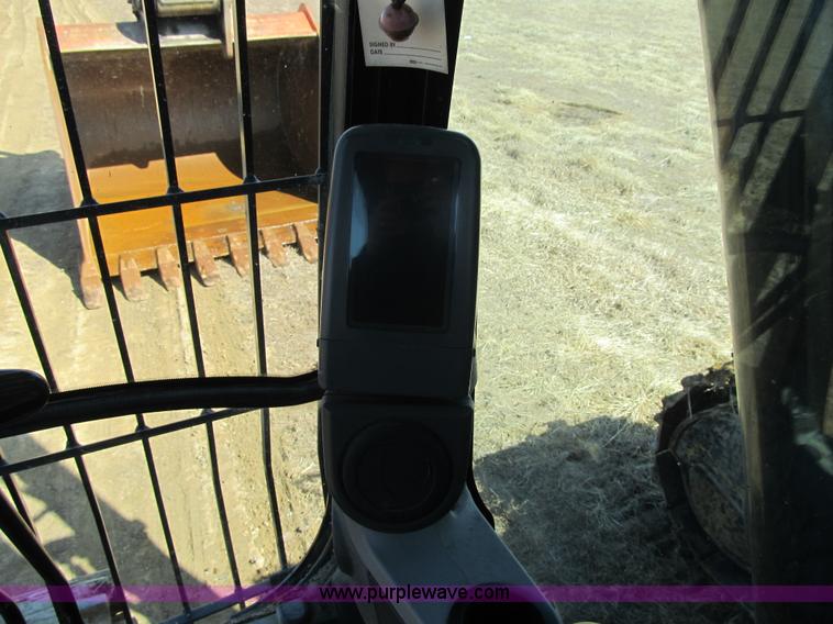 image for item K8841 2009 Caterpillar 385C L excavator