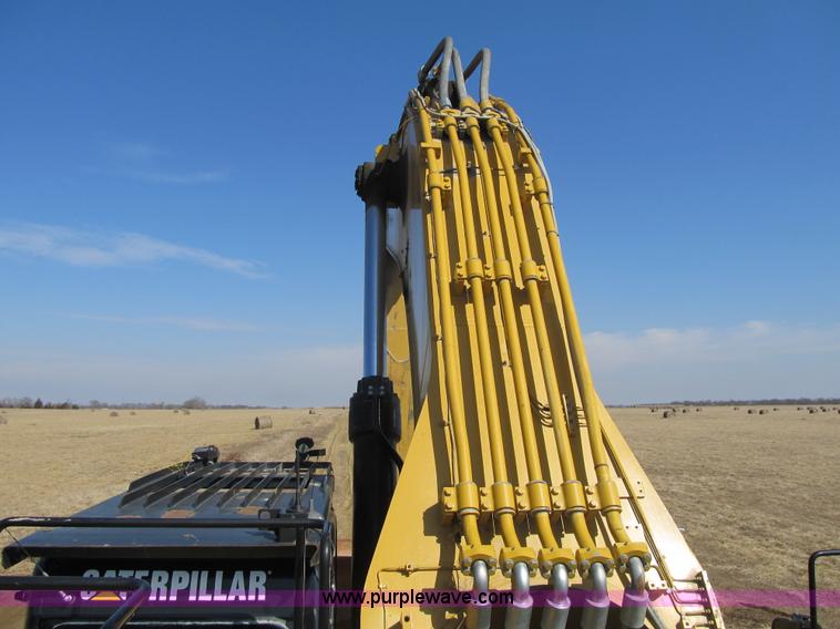 image for item K8841 2009 Caterpillar 385C L excavator