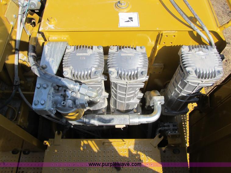 image for item K8841 2009 Caterpillar 385C L excavator