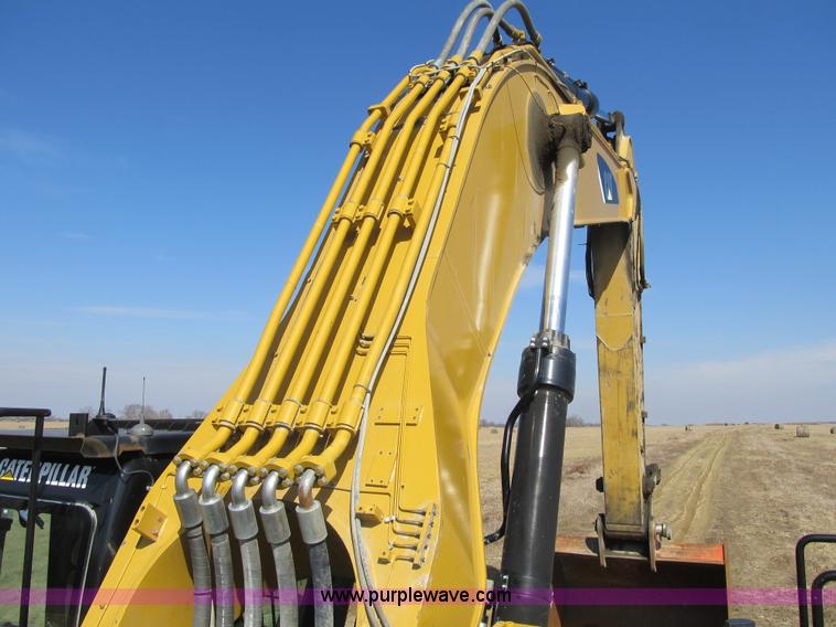 image for item K8841 2009 Caterpillar 385C L excavator