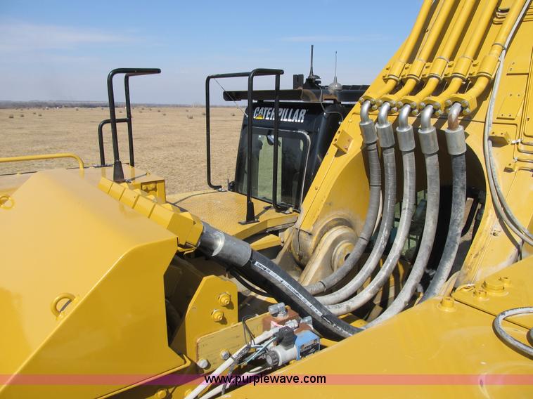 image for item K8841 2009 Caterpillar 385C L excavator