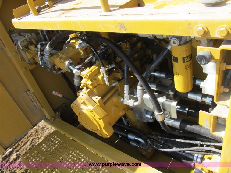 image for item K8841 2009 Caterpillar 385C L excavator