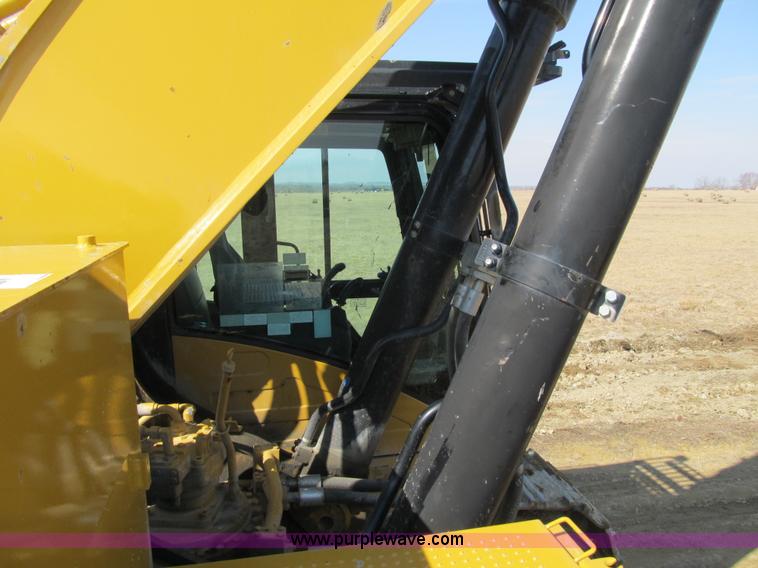 image for item K8841 2009 Caterpillar 385C L excavator