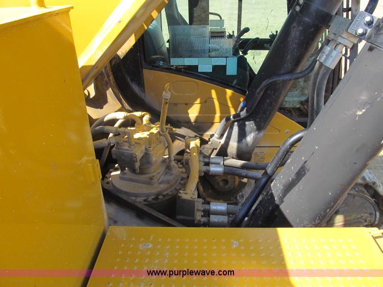 image for item K8841 2009 Caterpillar 385C L excavator