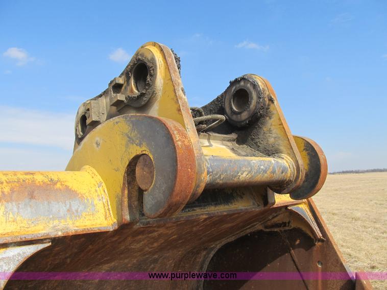 image for item K8841 2009 Caterpillar 385C L excavator