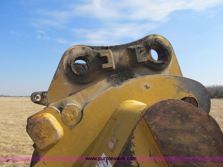 image for item K8841 2009 Caterpillar 385C L excavator