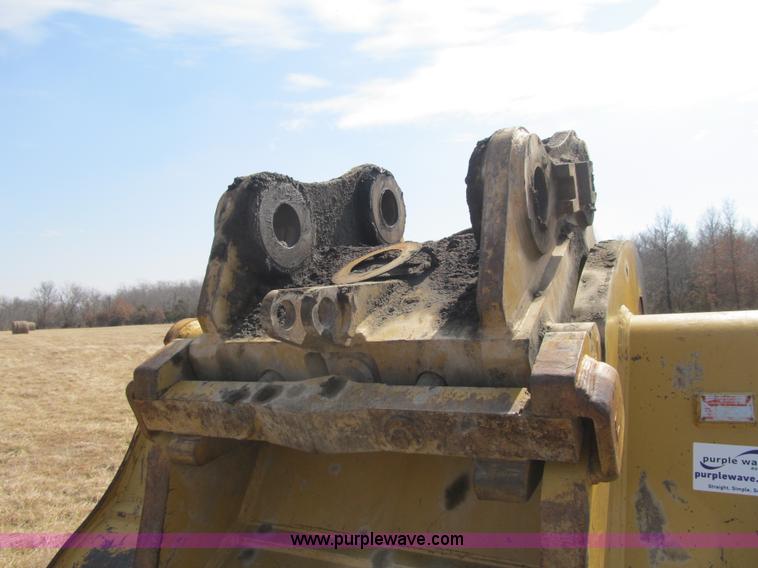 image for item K8841 2009 Caterpillar 385C L excavator