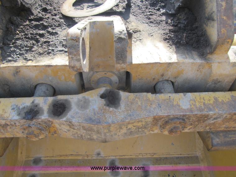 image for item K8841 2009 Caterpillar 385C L excavator