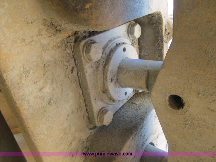 image for item K8841 2009 Caterpillar 385C L excavator