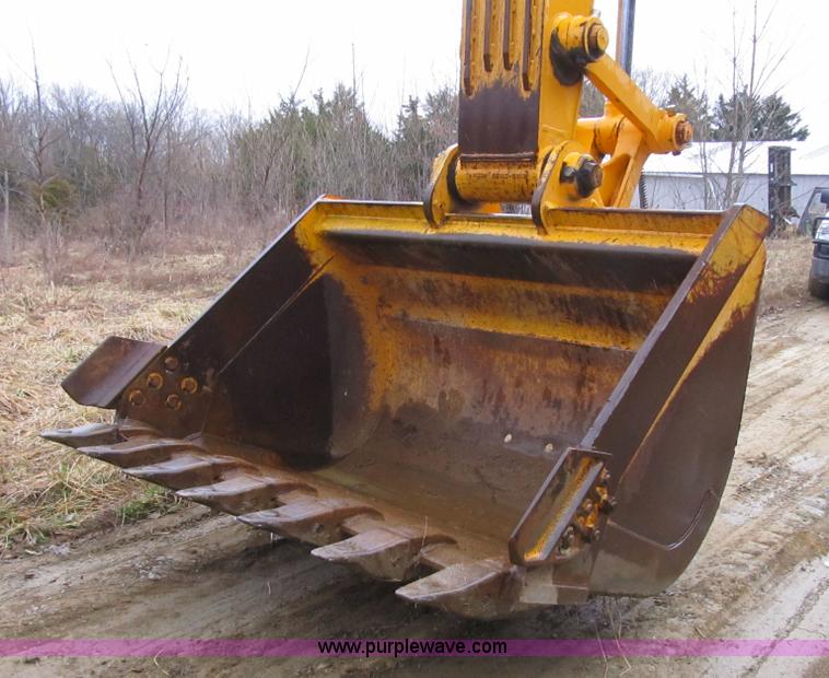 image for item K8842 2003 Hyundai Robex 450LC-7 excavator