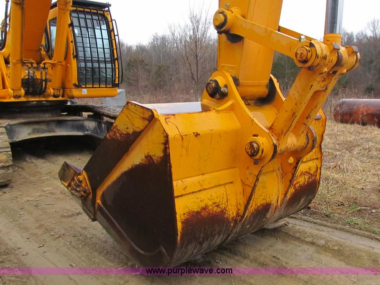 image for item K8842 2003 Hyundai Robex 450LC-7 excavator