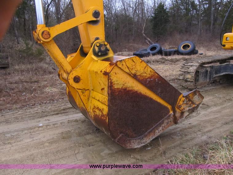image for item K8842 2003 Hyundai Robex 450LC-7 excavator