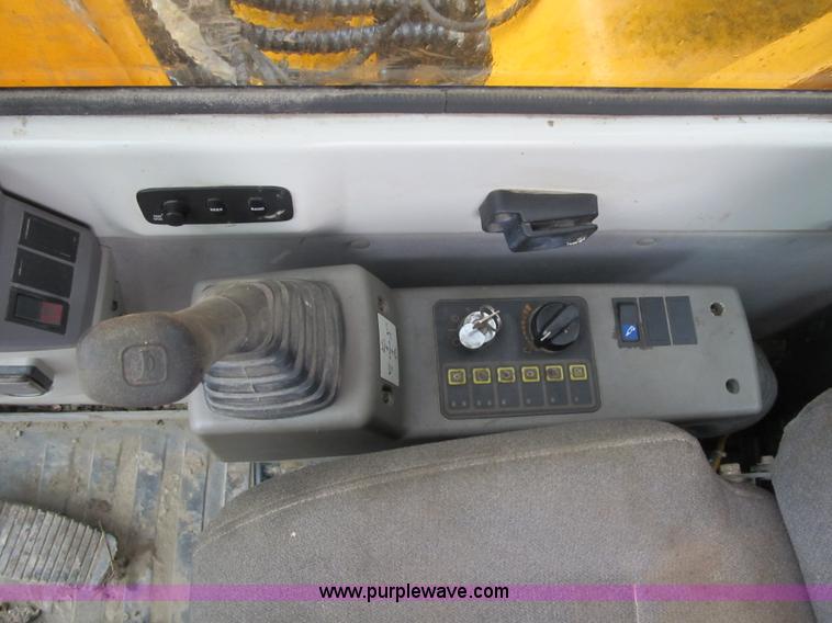 image for item K8842 2003 Hyundai Robex 450LC-7 excavator