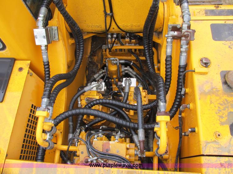 image for item K8842 2003 Hyundai Robex 450LC-7 excavator