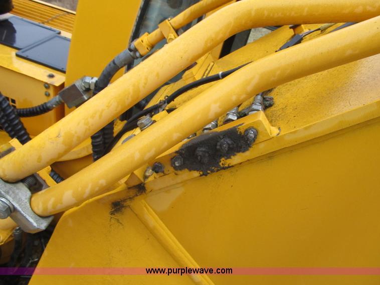 image for item K8842 2003 Hyundai Robex 450LC-7 excavator