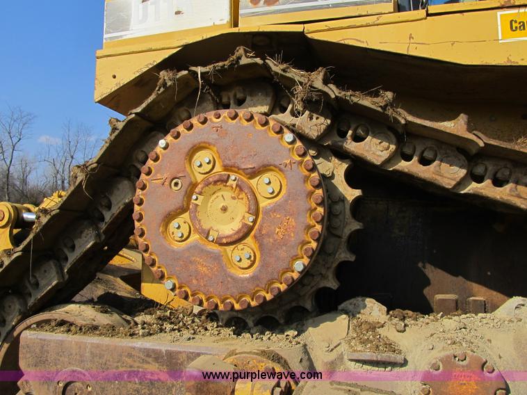 image for item K8843 1997 Caterpillar D11R dozer