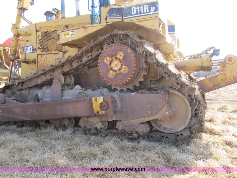image for item K8843 1997 Caterpillar D11R dozer