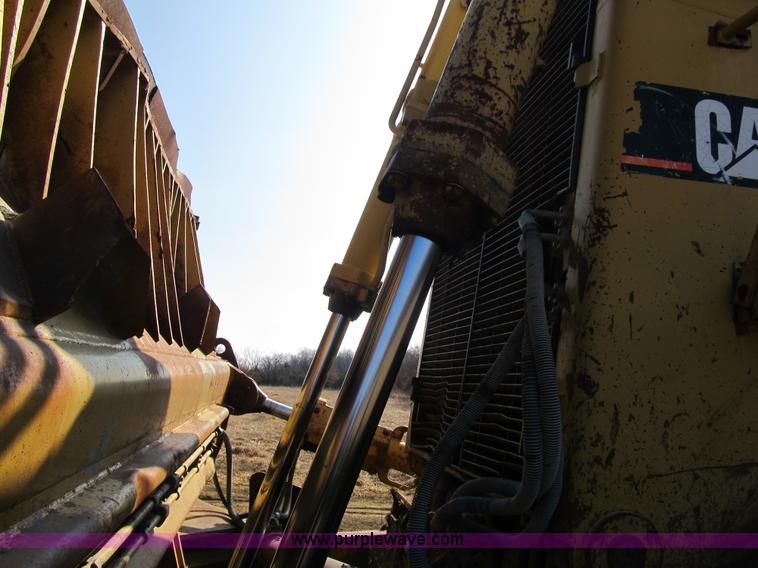 image for item K8843 1997 Caterpillar D11R dozer