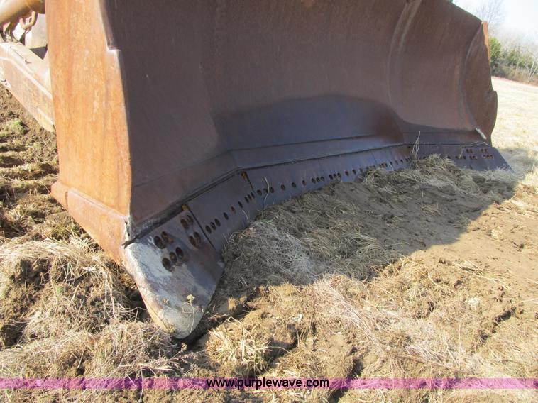image for item K8843 1997 Caterpillar D11R dozer