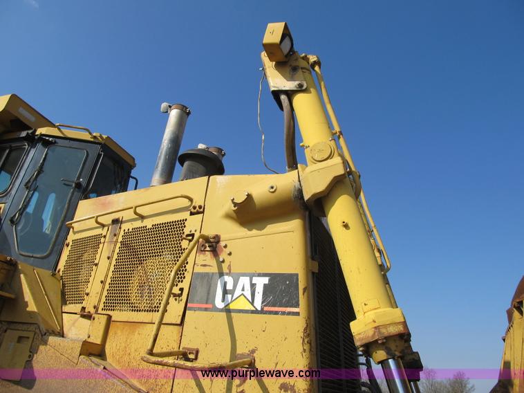 image for item K8843 1997 Caterpillar D11R dozer