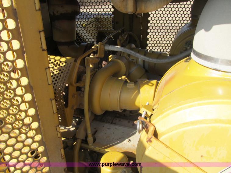 image for item K8843 1997 Caterpillar D11R dozer