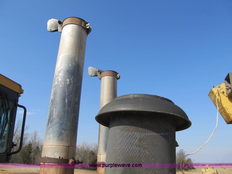 image for item K8843 1997 Caterpillar D11R dozer