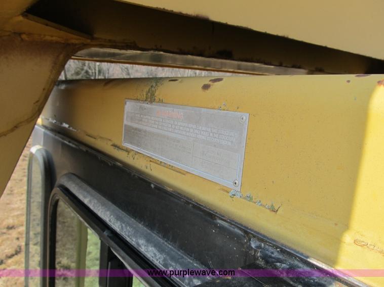 image for item K8843 1997 Caterpillar D11R dozer