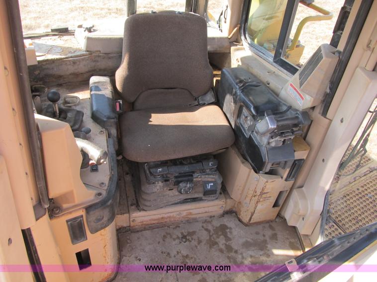 image for item K8843 1997 Caterpillar D11R dozer