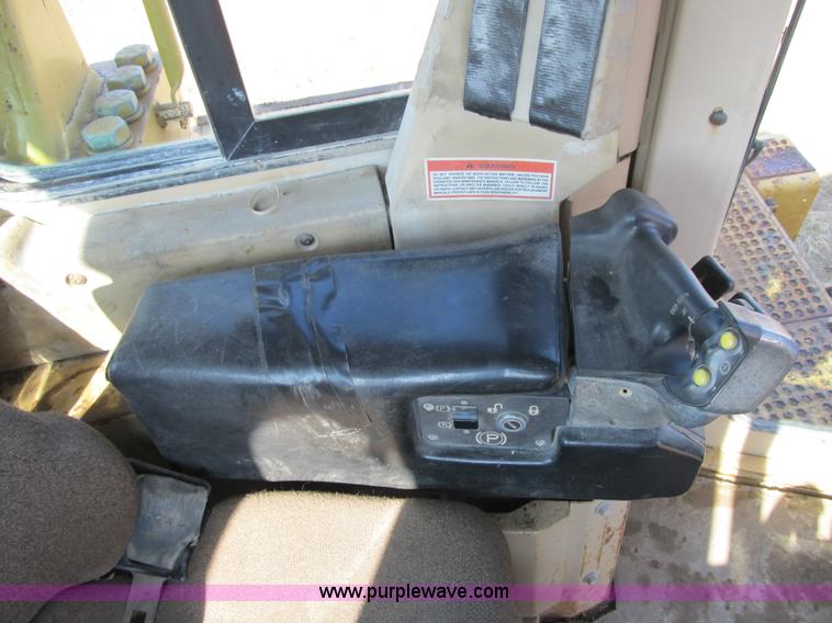 image for item K8843 1997 Caterpillar D11R dozer