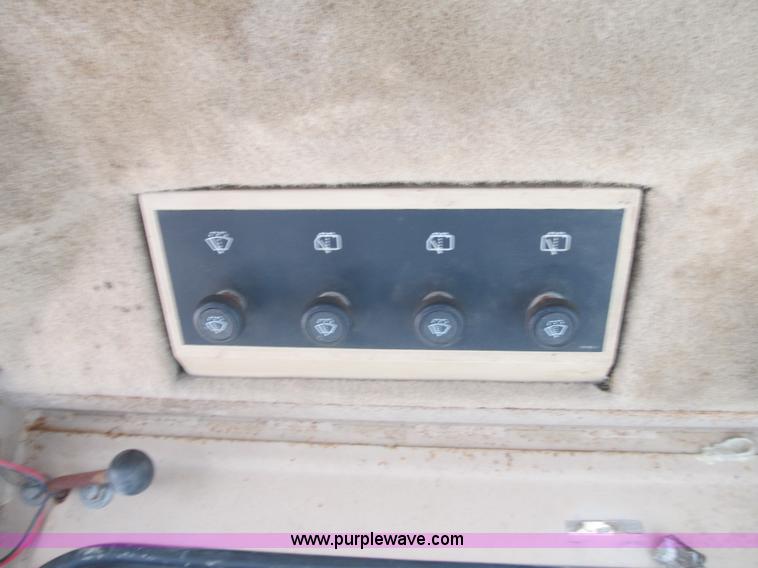 image for item K8843 1997 Caterpillar D11R dozer