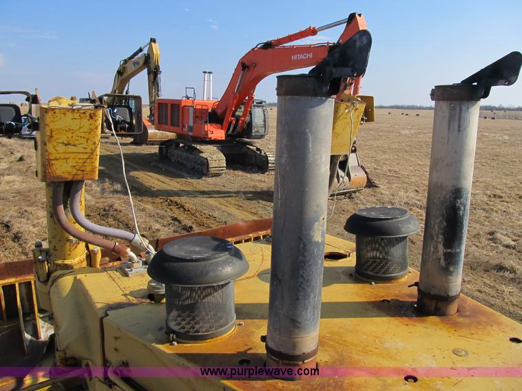 image for item K8843 1997 Caterpillar D11R dozer