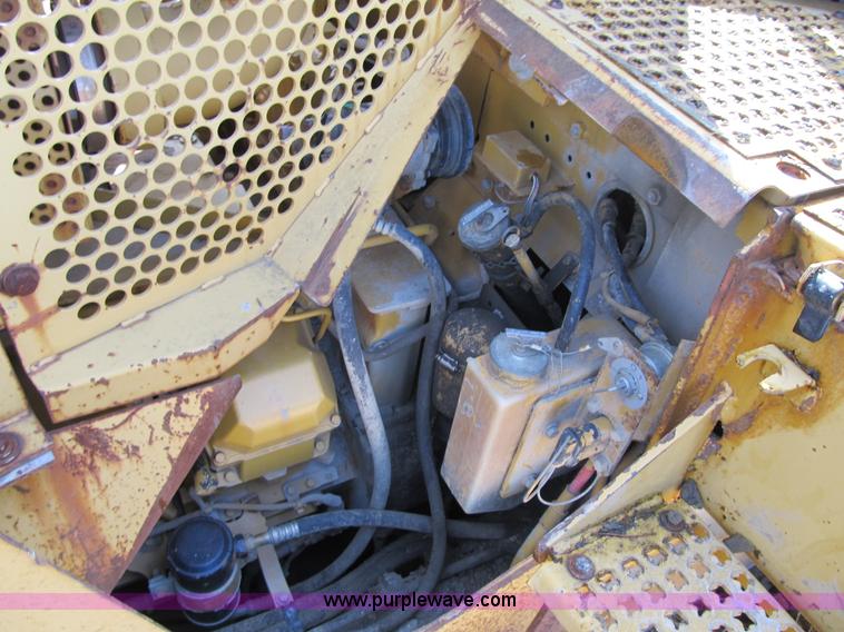 image for item K8843 1997 Caterpillar D11R dozer