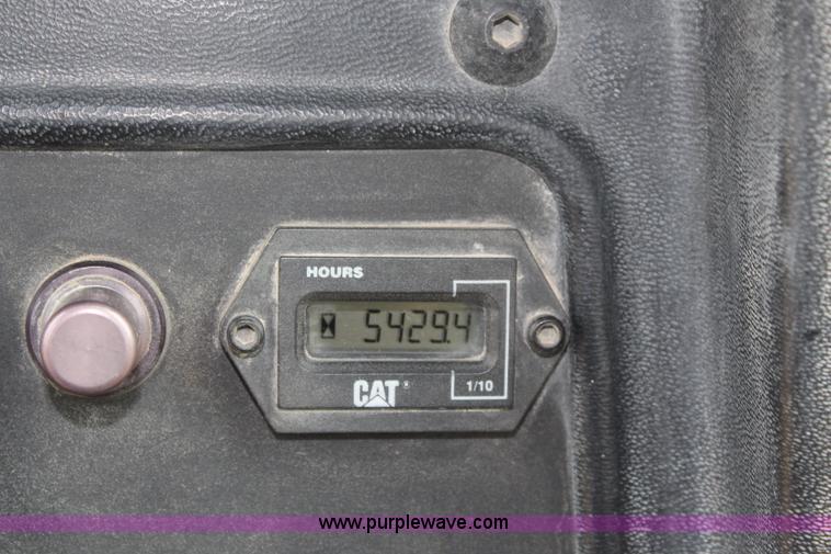 image for item K8944 1998 Caterpillar D8R dozer