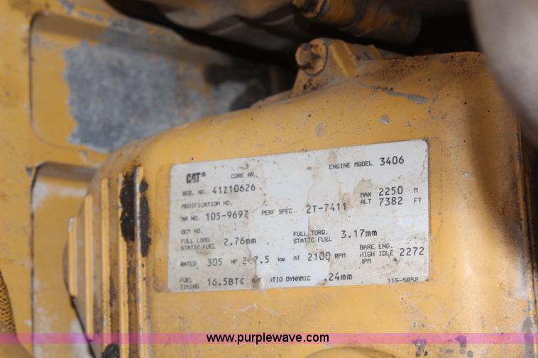 image for item K8944 1998 Caterpillar D8R dozer