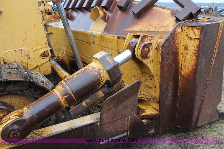 image for item K8944 1998 Caterpillar D8R dozer