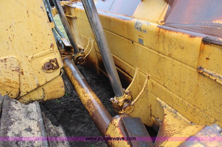 image for item K8944 1998 Caterpillar D8R dozer