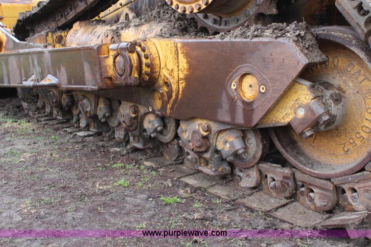image for item K8944 1998 Caterpillar D8R dozer