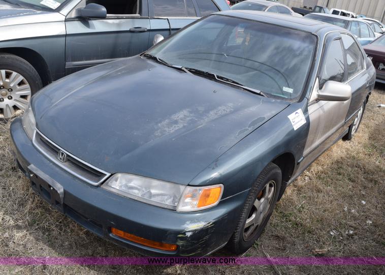 image for item E6255 1996 Honda Accord
