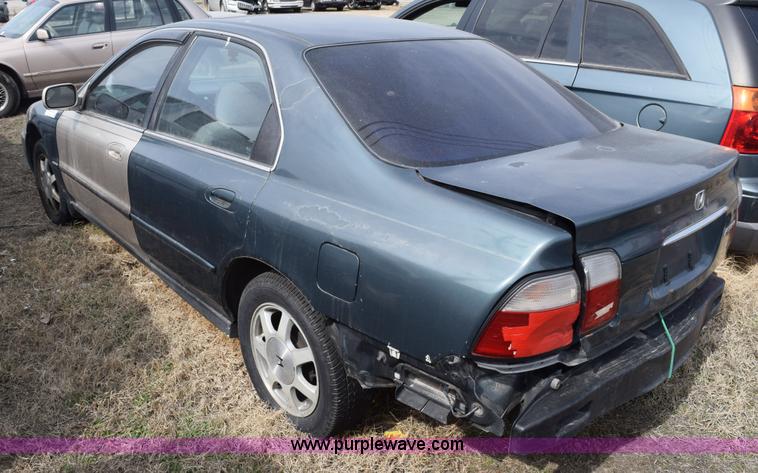 image for item E6255 1996 Honda Accord