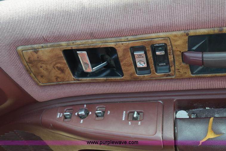 image for item E6256 1992 Chevrolet Caprice Classic