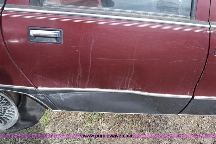 image for item E6256 1992 Chevrolet Caprice Classic