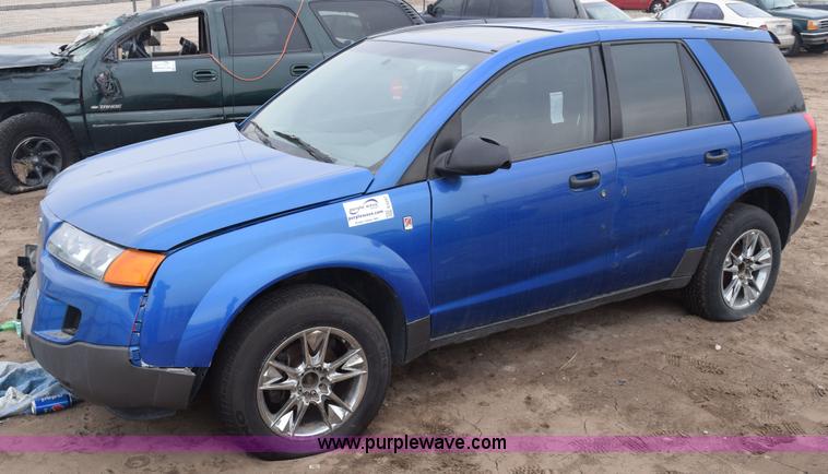 image for item E6257 2003 Saturn Vue